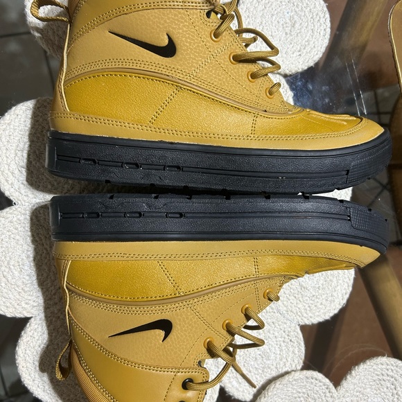 Nike - Grade School Woodside 2 High ACG
Boots (Wheat Black) - Picture 8 of 16